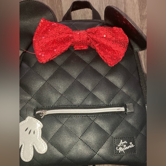 Minnie Mouse quilted sequin mini back pack - Picture 7 of 11